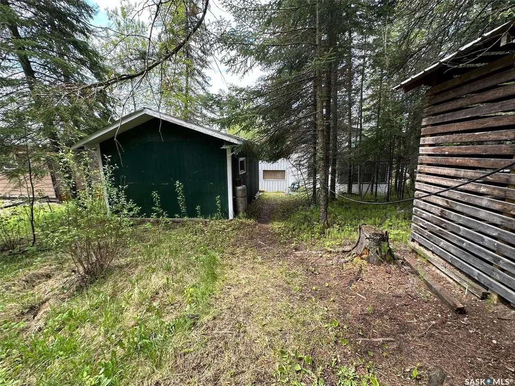 14 Parrhill Street Hudson Bay SK S0E 0Y0