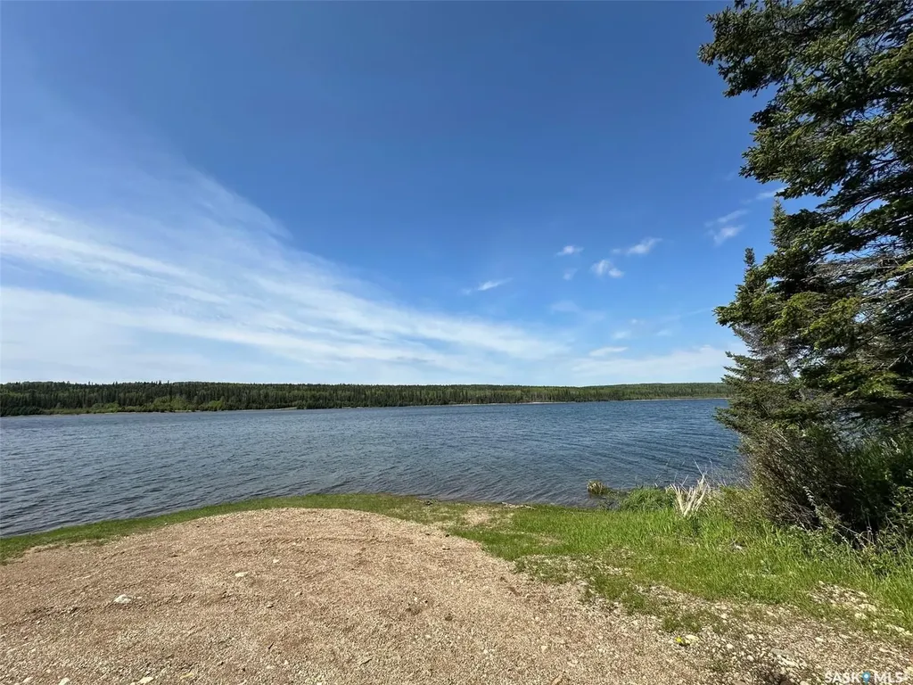 14 Parrhill Street Hudson Bay SK S0E 0Y0