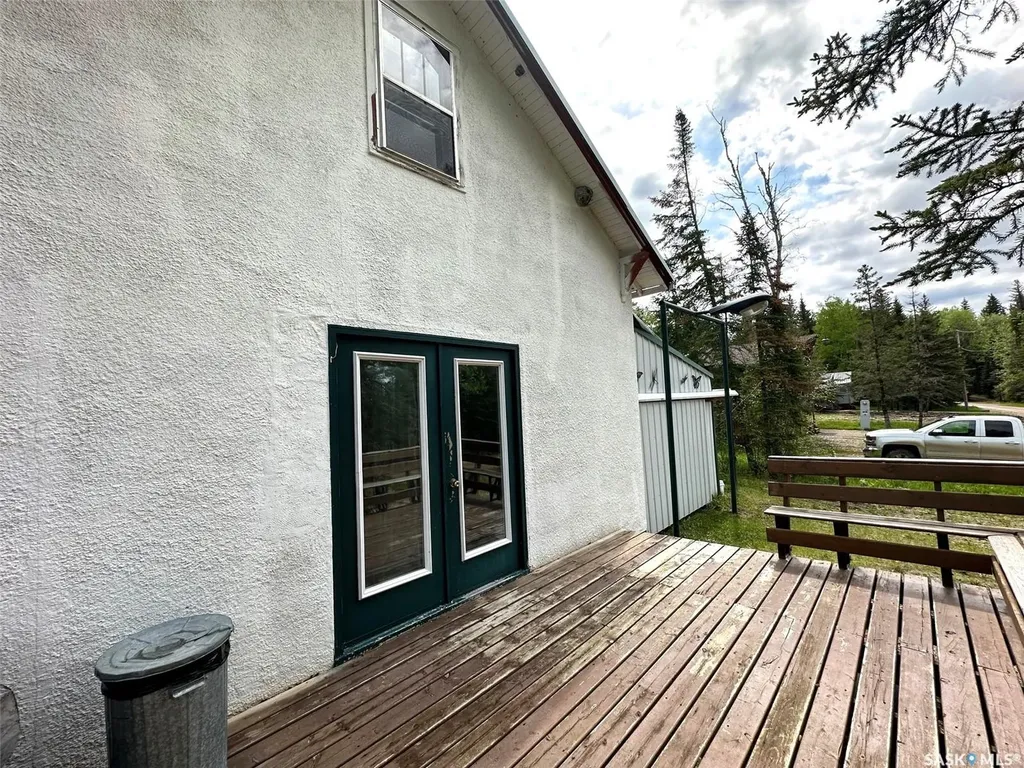 14 Parrhill Street Hudson Bay SK S0E 0Y0