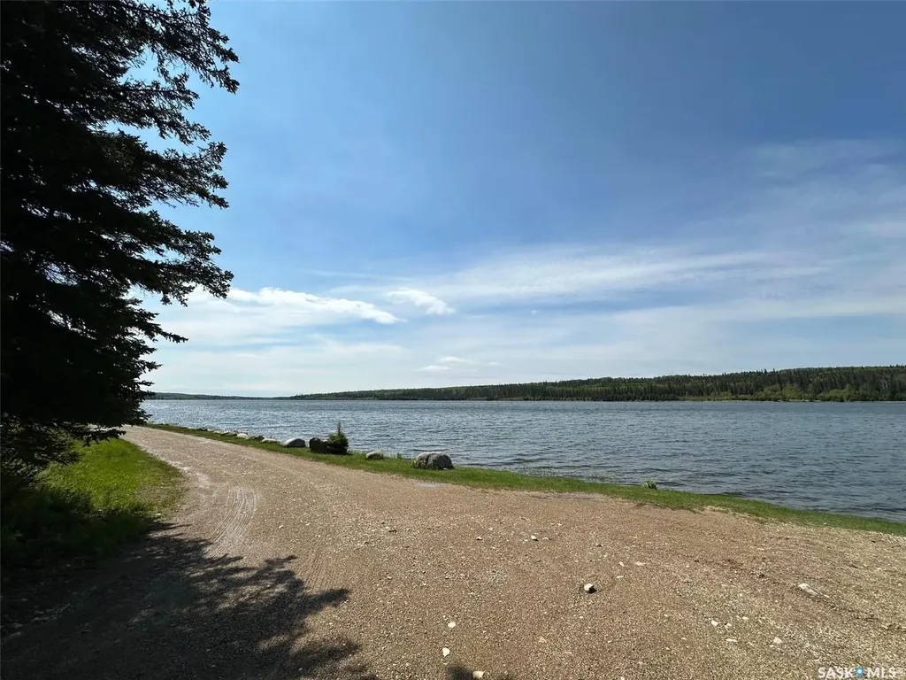 14 Parrhill Street Hudson Bay SK S0E 0Y0