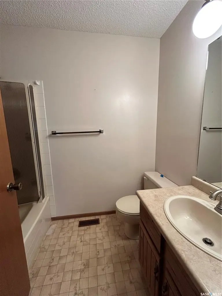 8 Mcculloch Street Fillmore SK S0G 1N0