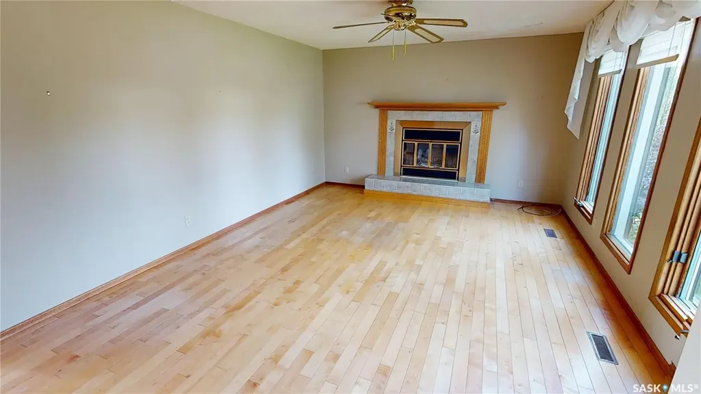 318 3rd Avenue Alameda SK S0C 0A0