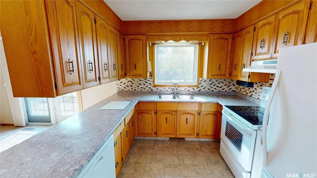 318 3rd Avenue Alameda SK S0C 0A0