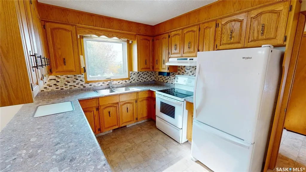 318 3rd Avenue Alameda SK S0C 0A0