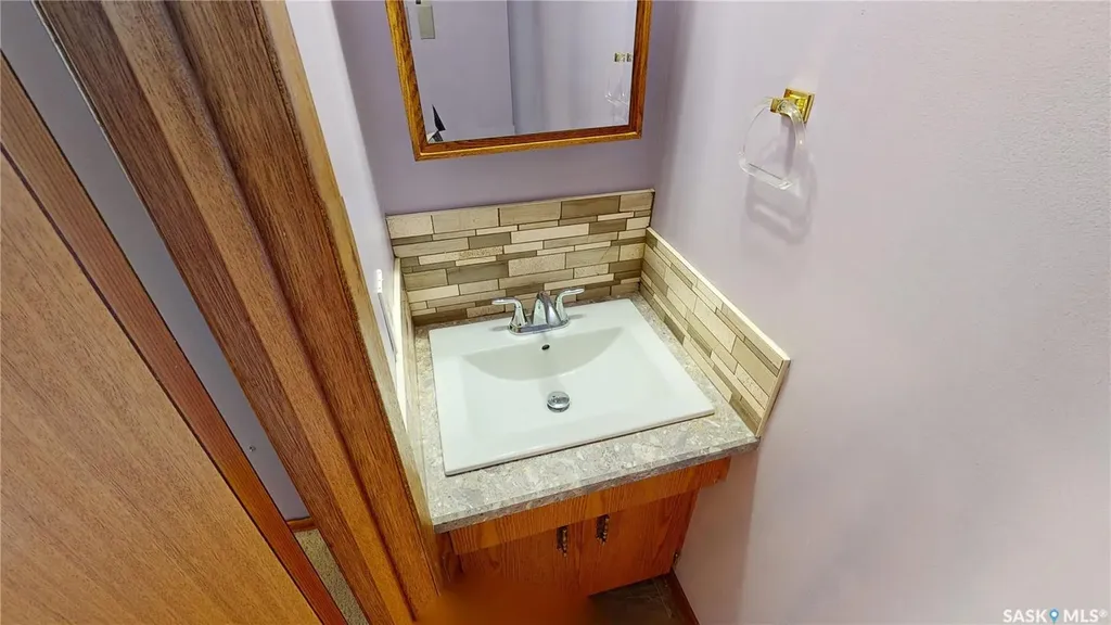 318 3rd Avenue Alameda SK S0C 0A0