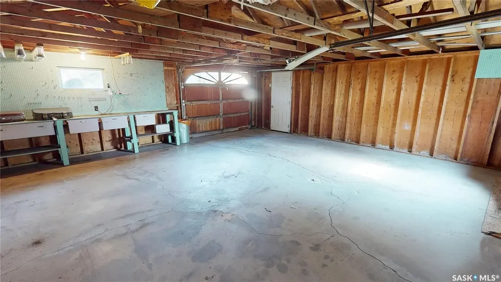 318 3rd Avenue Alameda SK S0C 0A0