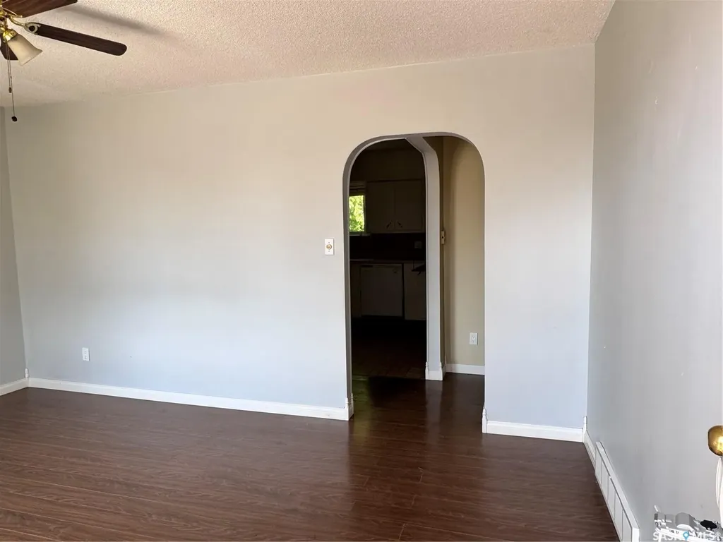 925 Isabelle Street Estevan SK S4A 1R4