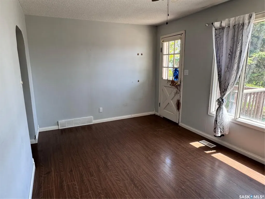 925 Isabelle Street Estevan SK S4A 1R4