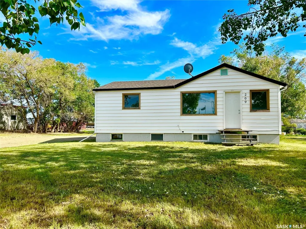 209 4th Avenue E Coleville SK S0L 0K0