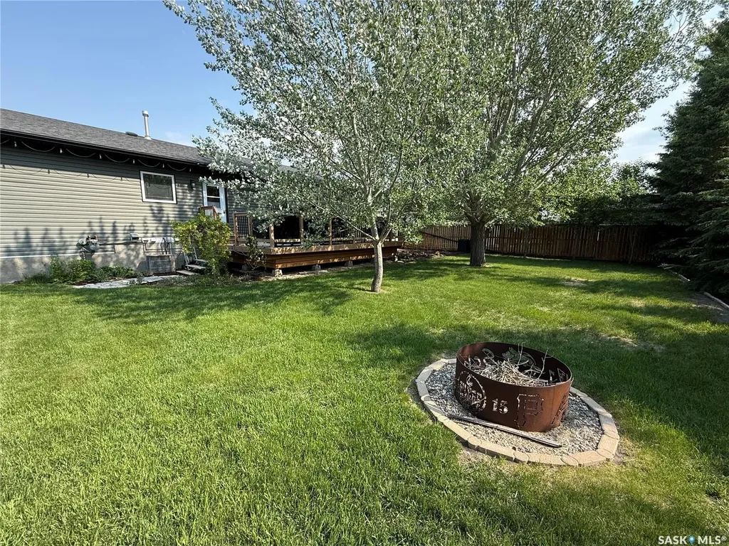 308 5th Street W Carnduff SK S0C 0S0