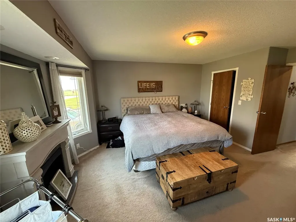 308 5th Street W Carnduff SK S0C 0S0