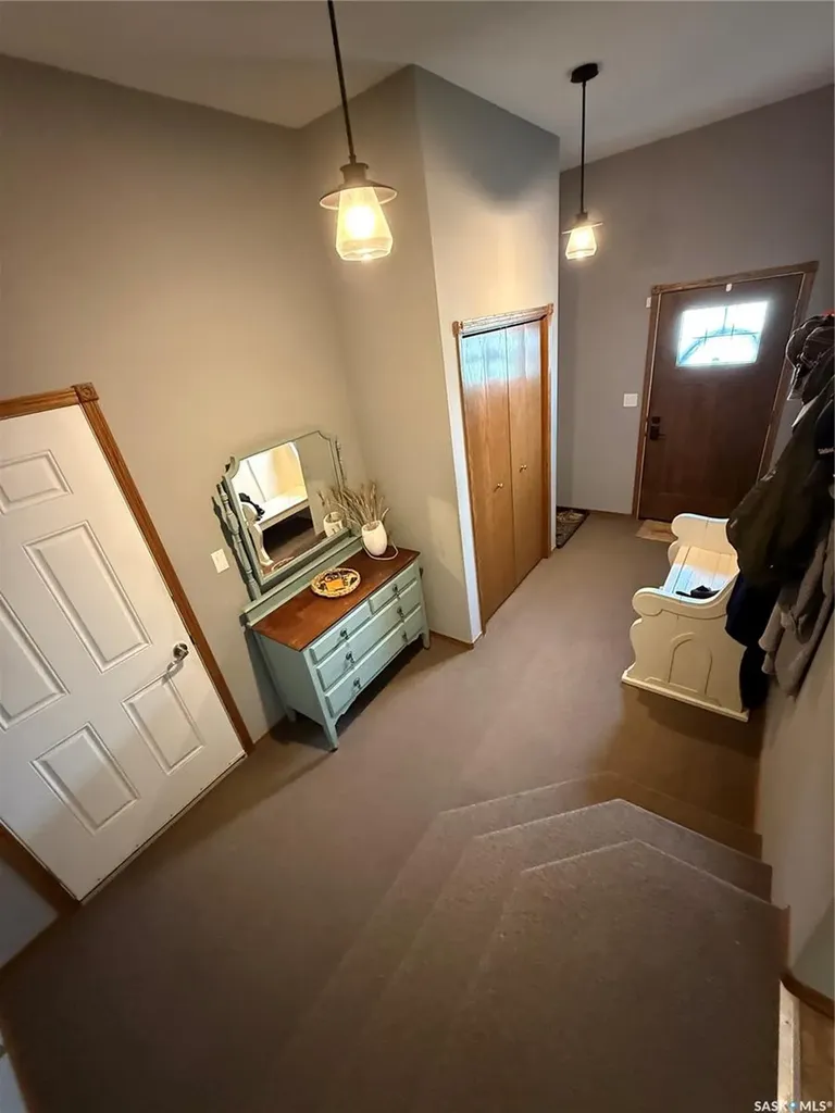 308 5th Street W Carnduff SK S0C 0S0