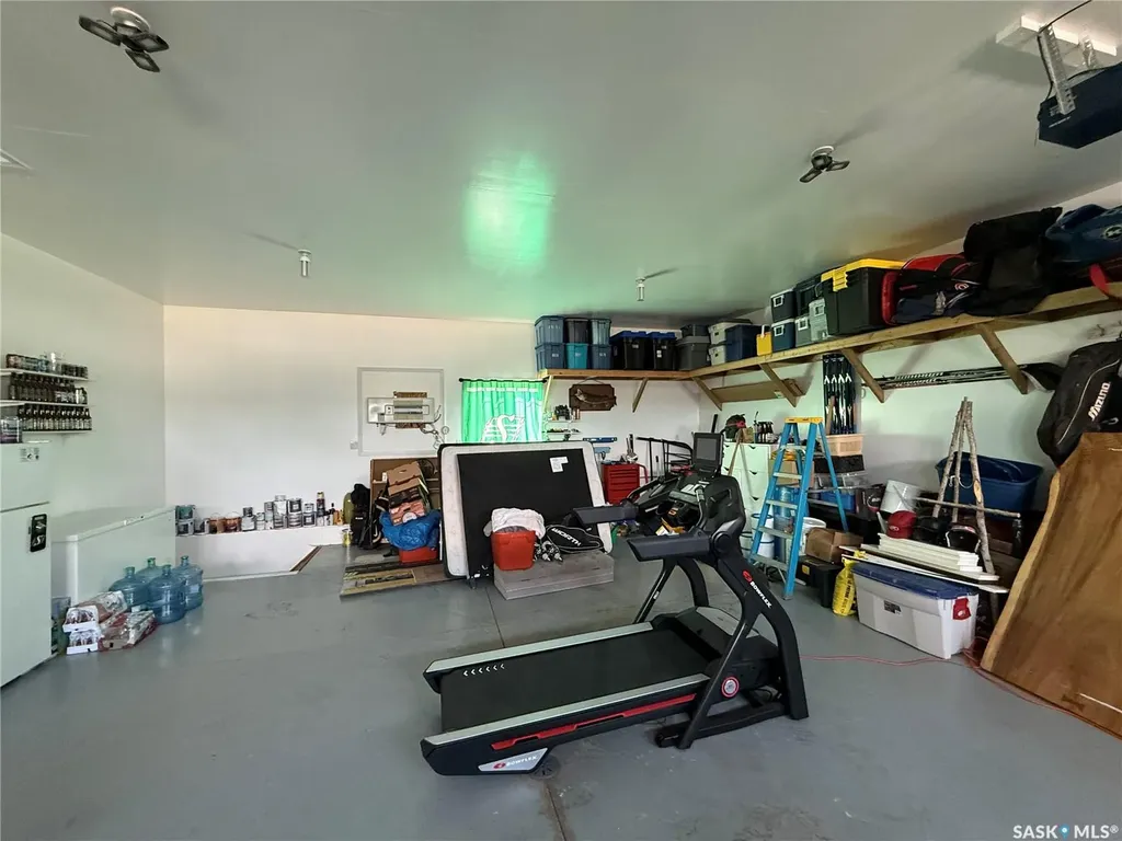 308 5th Street W Carnduff SK S0C 0S0