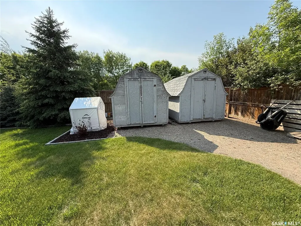 308 5th Street W Carnduff SK S0C 0S0