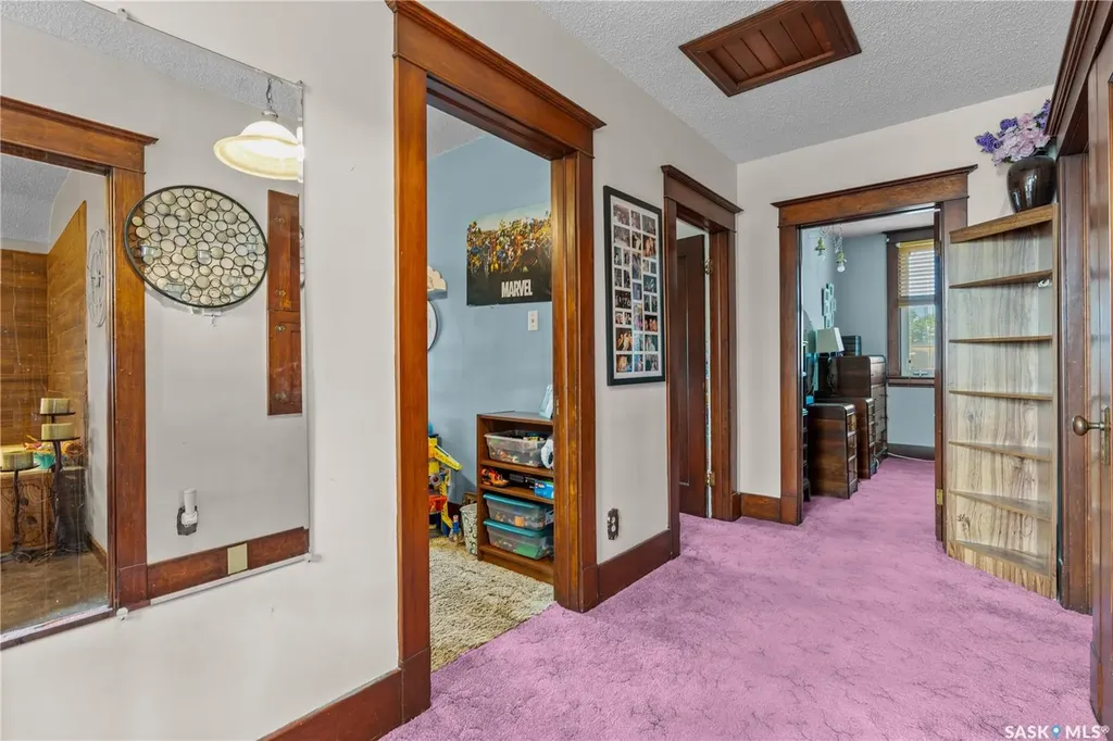 205 5th Avenue E Gravelbourg SK S0H 1X0