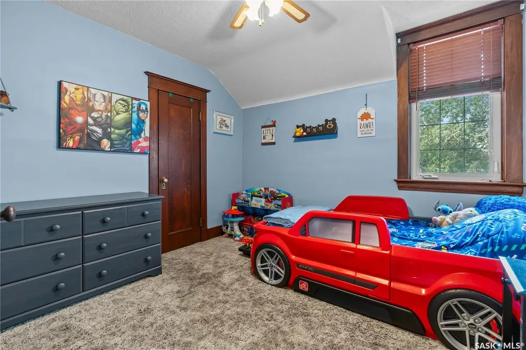 205 5th Avenue E Gravelbourg SK S0H 1X0