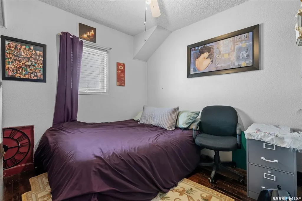 205 5th Avenue E Gravelbourg SK S0H 1X0