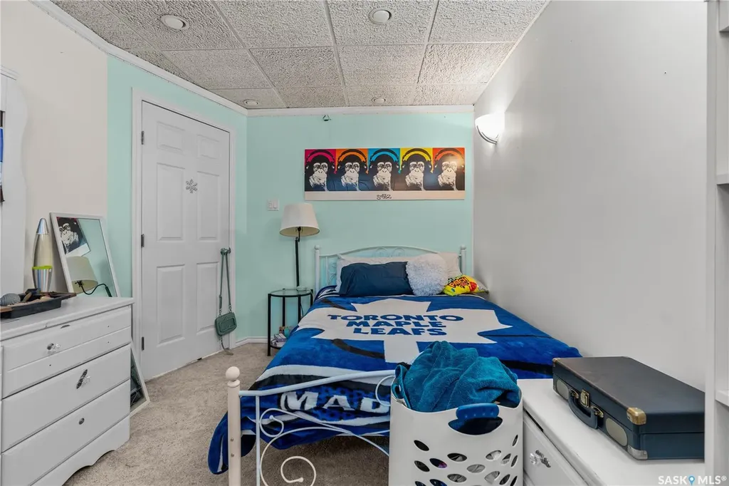 205 5th Avenue E Gravelbourg SK S0H 1X0