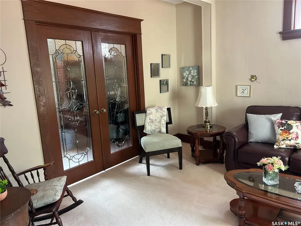 213 Third Street E Carnduff SK S0C 0S0