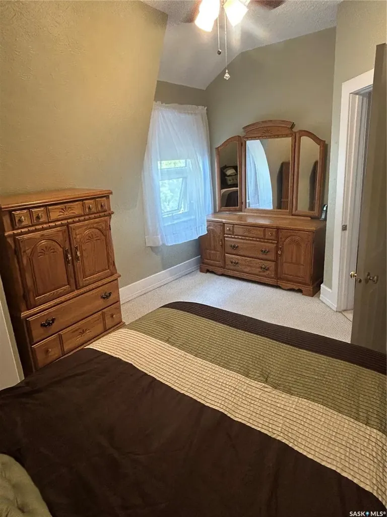 213 Third Street E Carnduff SK S0C 0S0