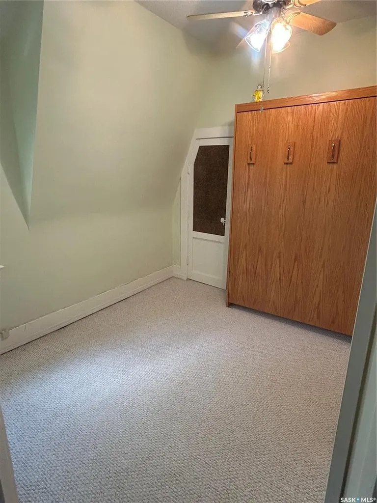 213 Third Street E Carnduff SK S0C 0S0