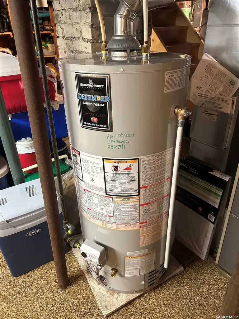 213 Third Street E Carnduff SK S0C 0S0