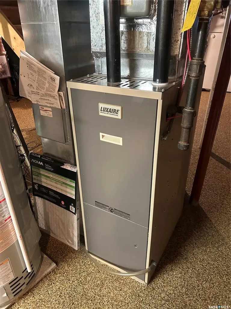 213 Third Street E Carnduff SK S0C 0S0