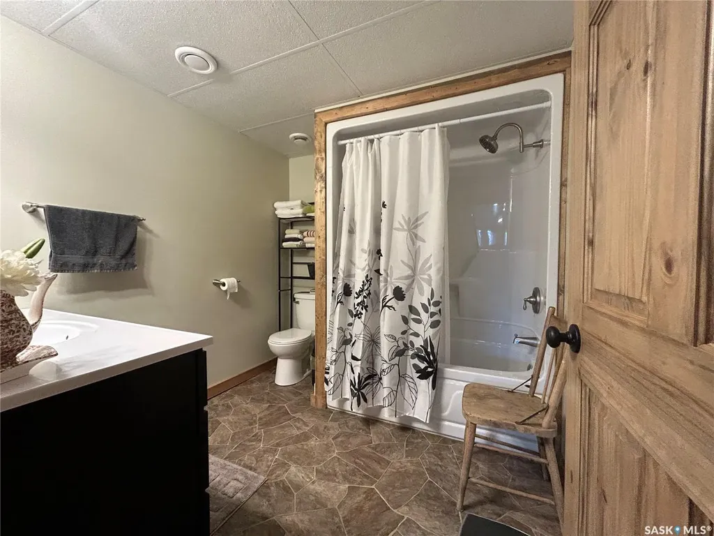 455 4th Street Carrot River SK S0E 0L0