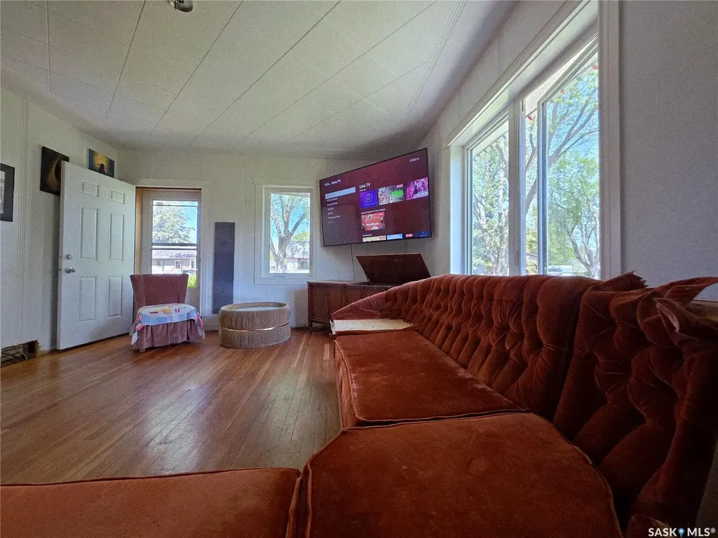 230 2nd Avenue W Canora SK S0A 0L0