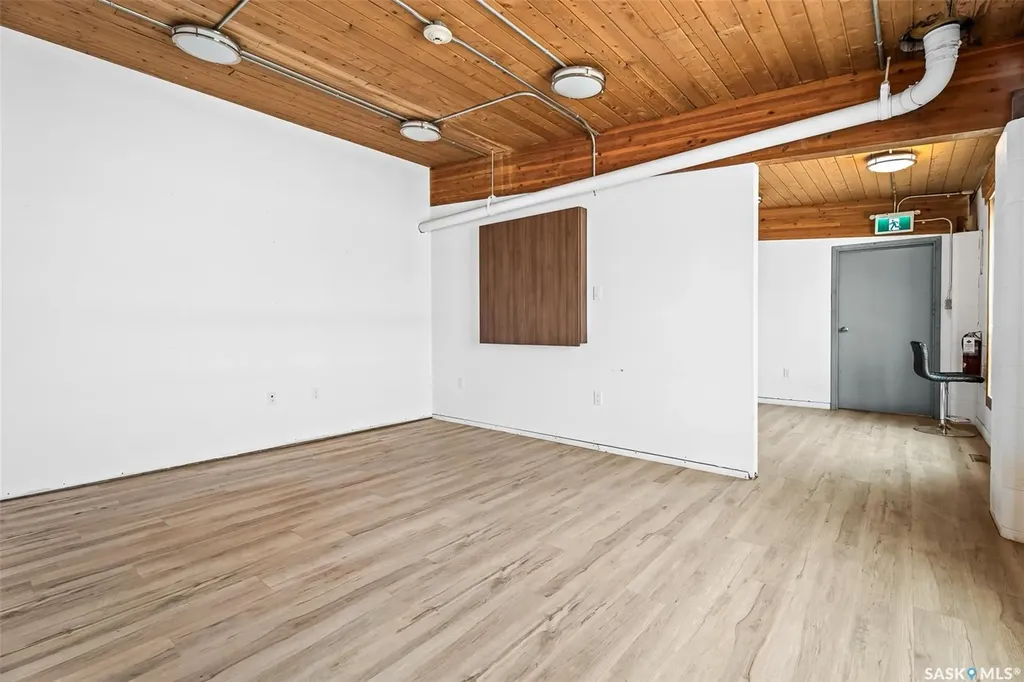 461 Athabasca Street E Moose Jaw SK S6H 0L9