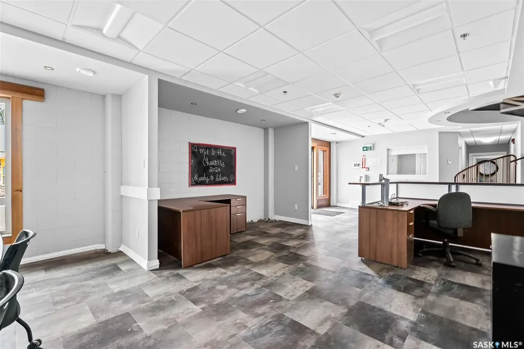 461 Athabasca Street E Moose Jaw SK S6H 0L9