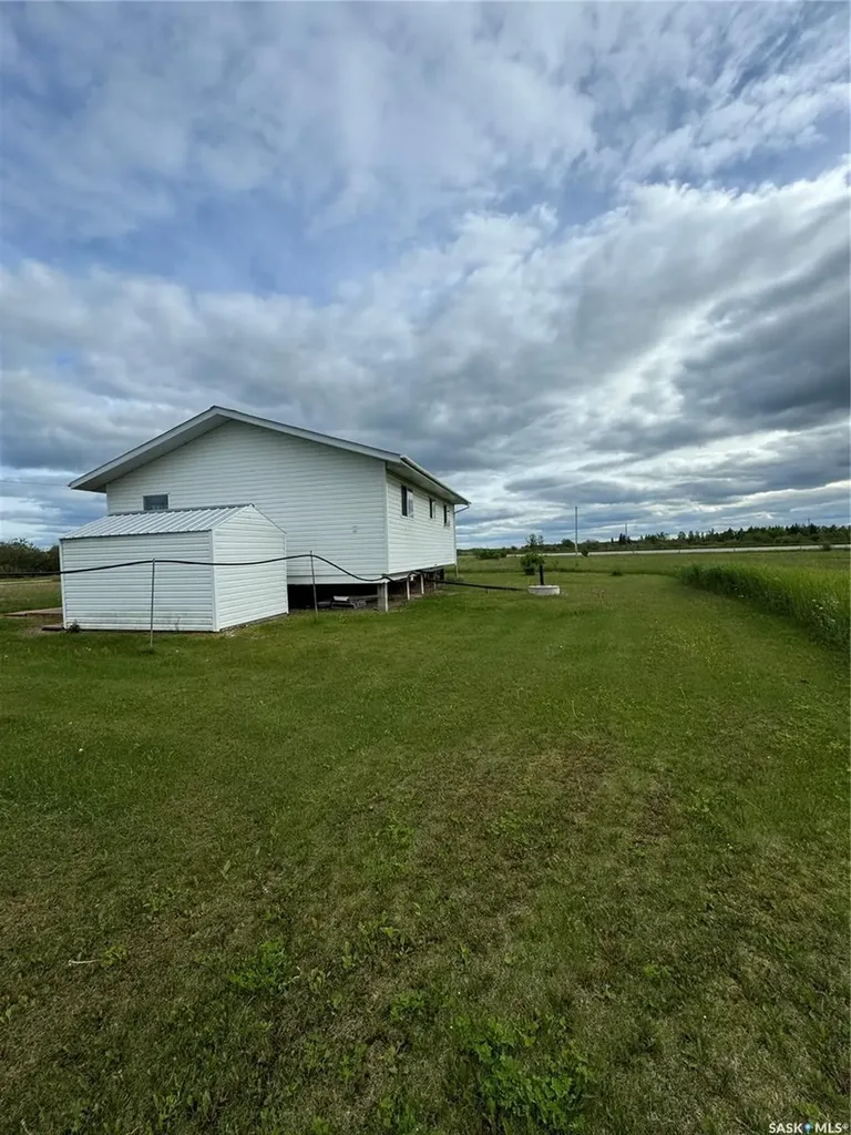 1 George Avenue Clemenceau SK S0E 0Y0