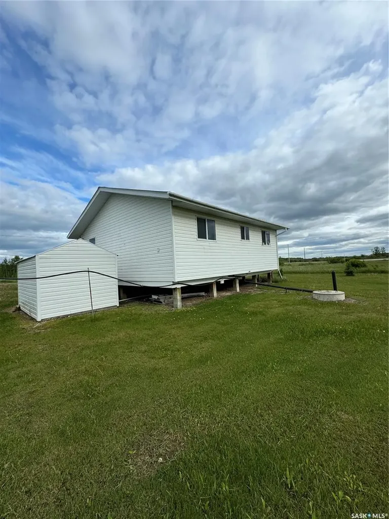 1 George Avenue Clemenceau SK S0E 0Y0