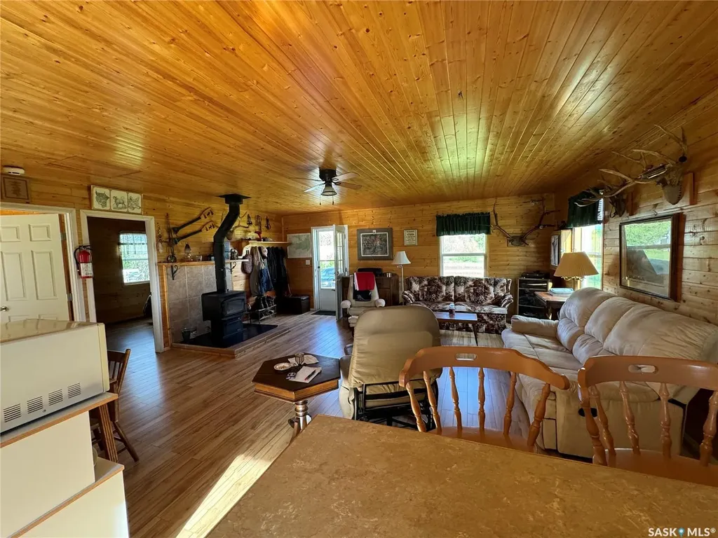 1 George Avenue Clemenceau SK S0E 0Y0