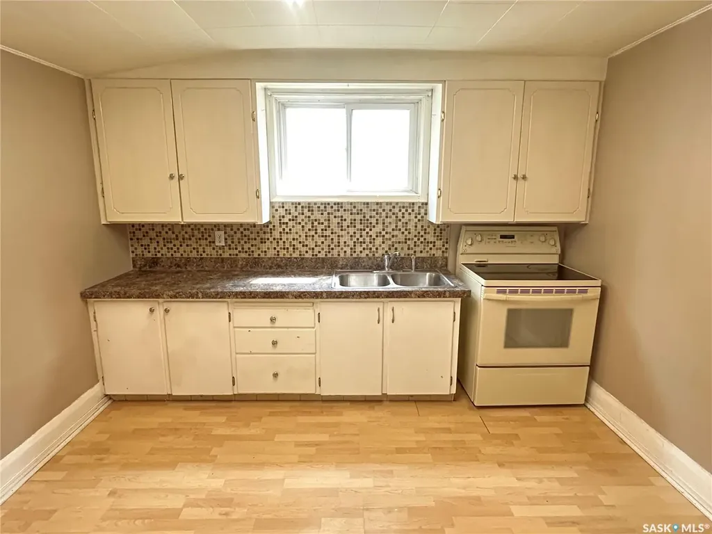 321 White Street Bienfait SK S0C 0M0