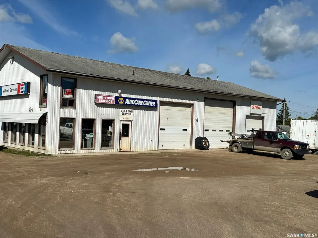 102 4th Avenue N Big River SK S0J 0E0