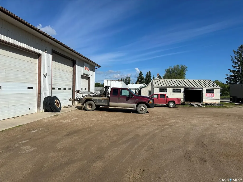102 4th Avenue N Big River SK S0J 0E0