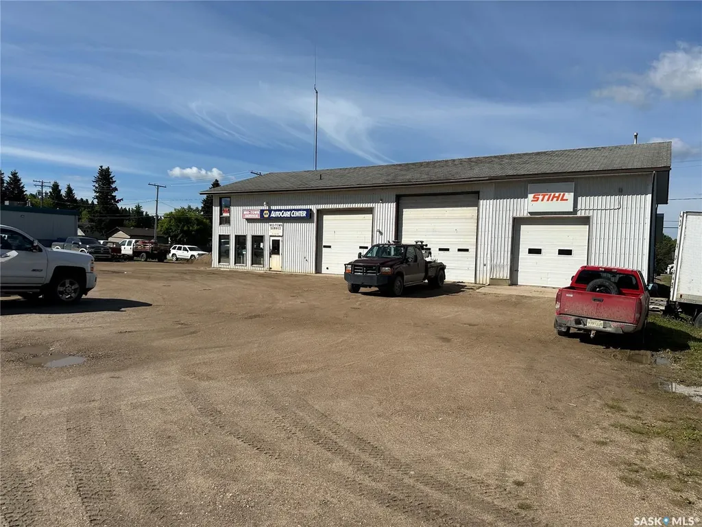 102 4th Avenue N Big River SK S0J 0E0