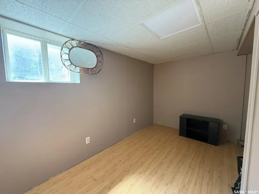 300 6th Avenue W Kindersley SK S0L 1S0