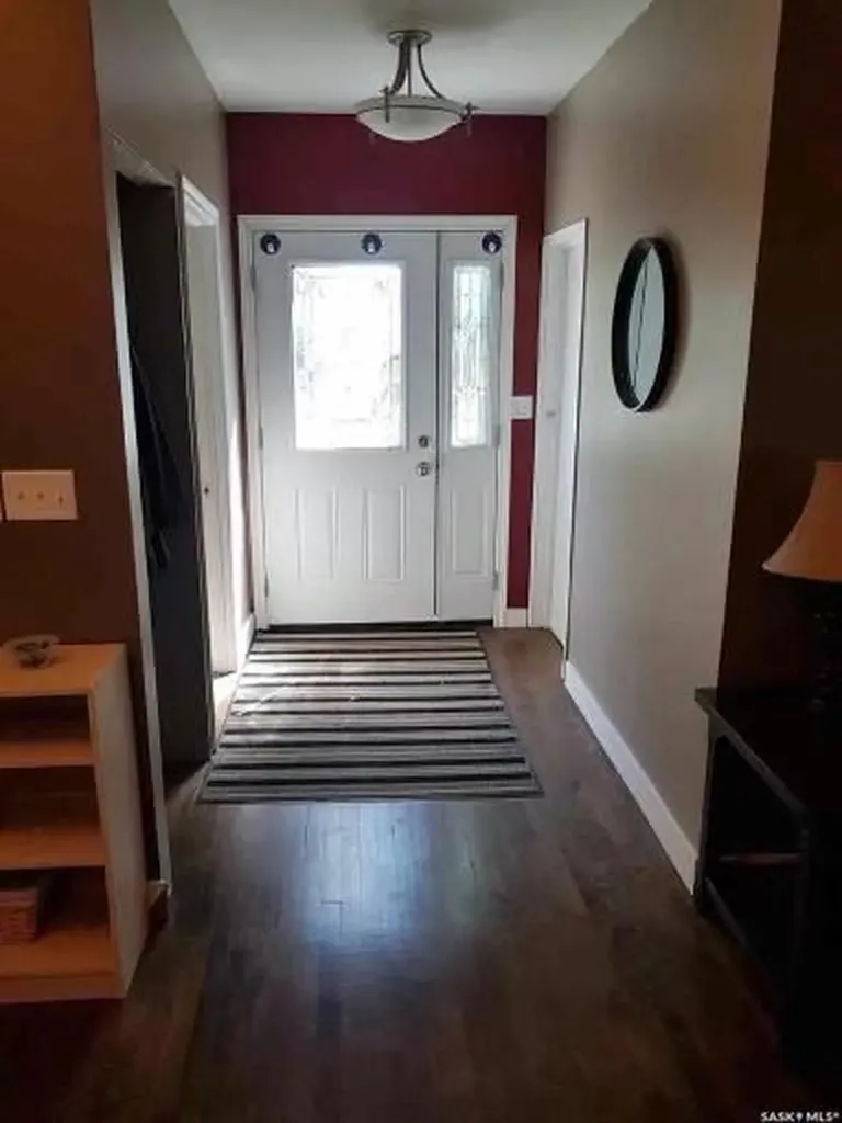 300 6th Avenue W Kindersley SK S0L 1S0