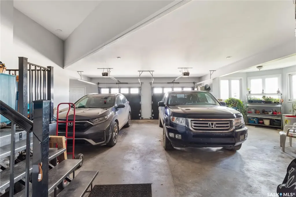 30 Pape Drive Humboldt Rm No. 370 SK S0K 2A0