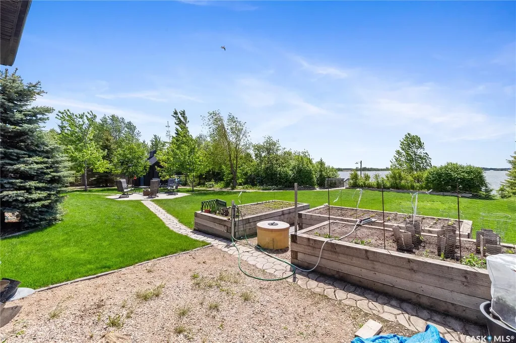 30 Pape Drive Humboldt Rm No. 370 SK S0K 2A0