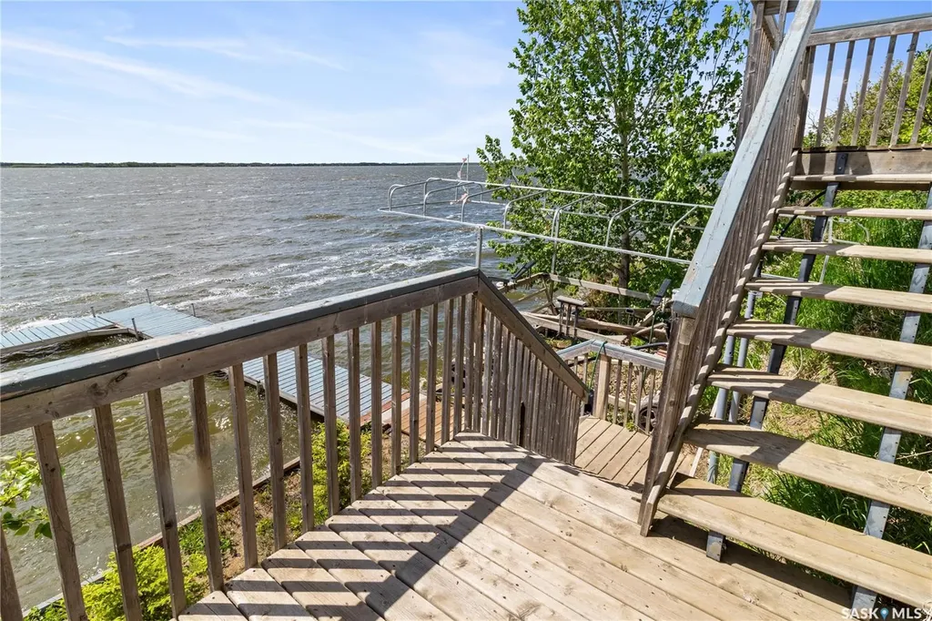 30 Pape Drive Humboldt Rm No. 370 SK S0K 2A0