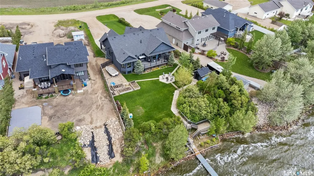 30 Pape Drive Humboldt Rm No. 370 SK S0K 2A0