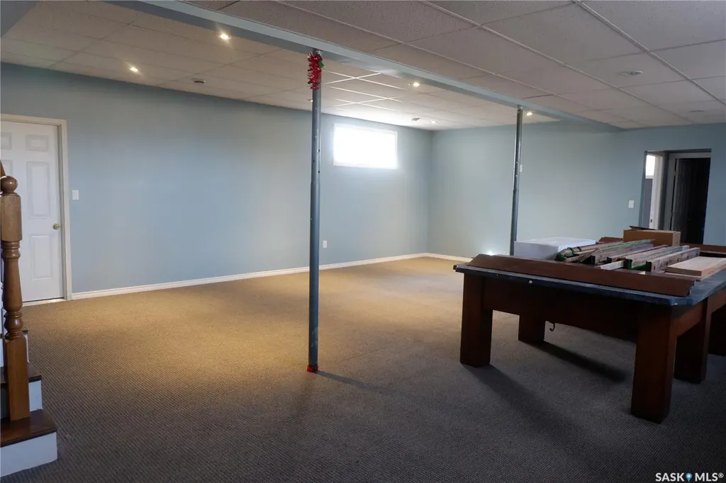 600 Railway Avenue W Assiniboia SK S0H 0B0