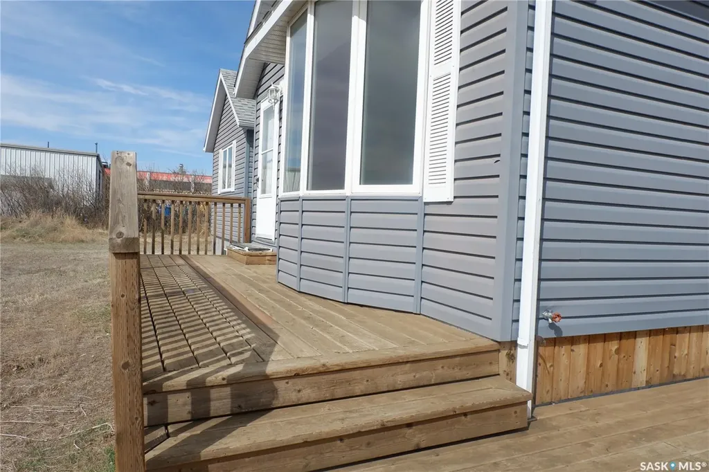 600 Railway Avenue W Assiniboia SK S0H 0B0