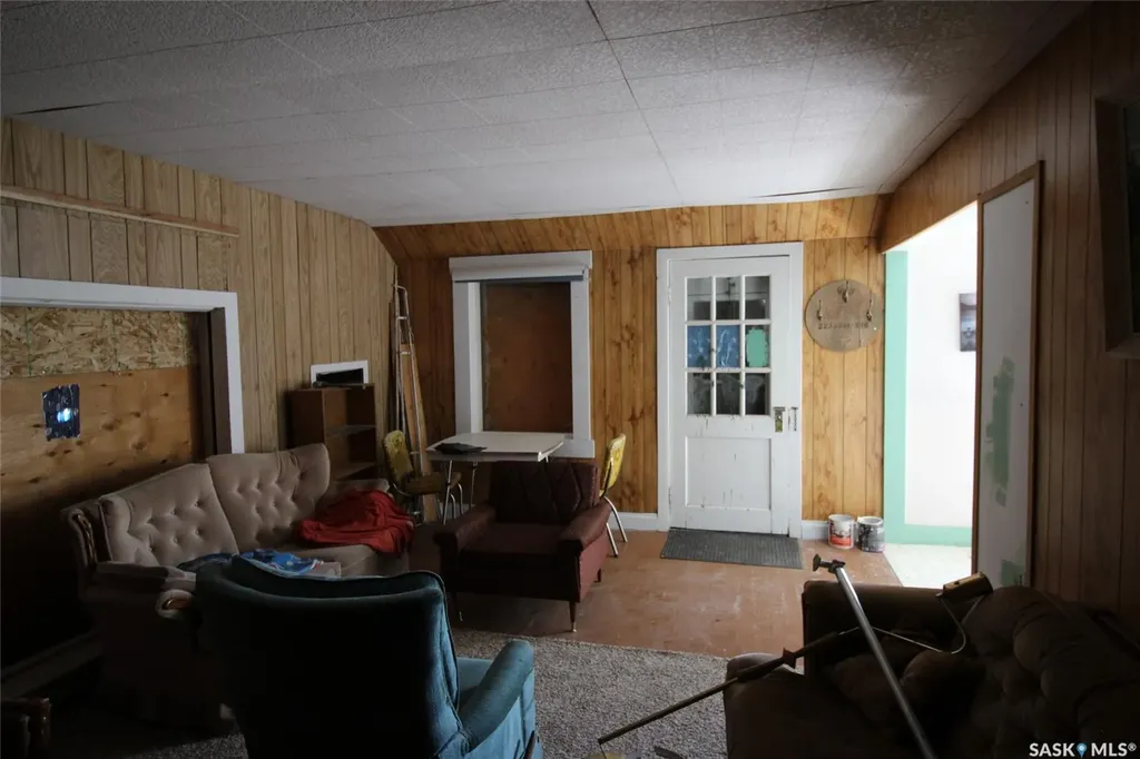 0 Railway Street E Eastend SK S0N 0T0