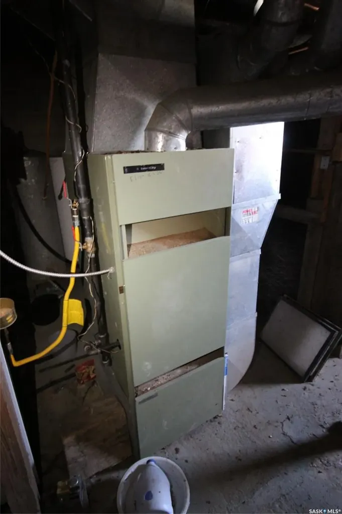 0 Railway Street E Eastend SK S0N 0T0