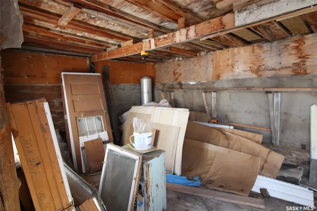 0 Railway Street E Eastend SK S0N 0T0