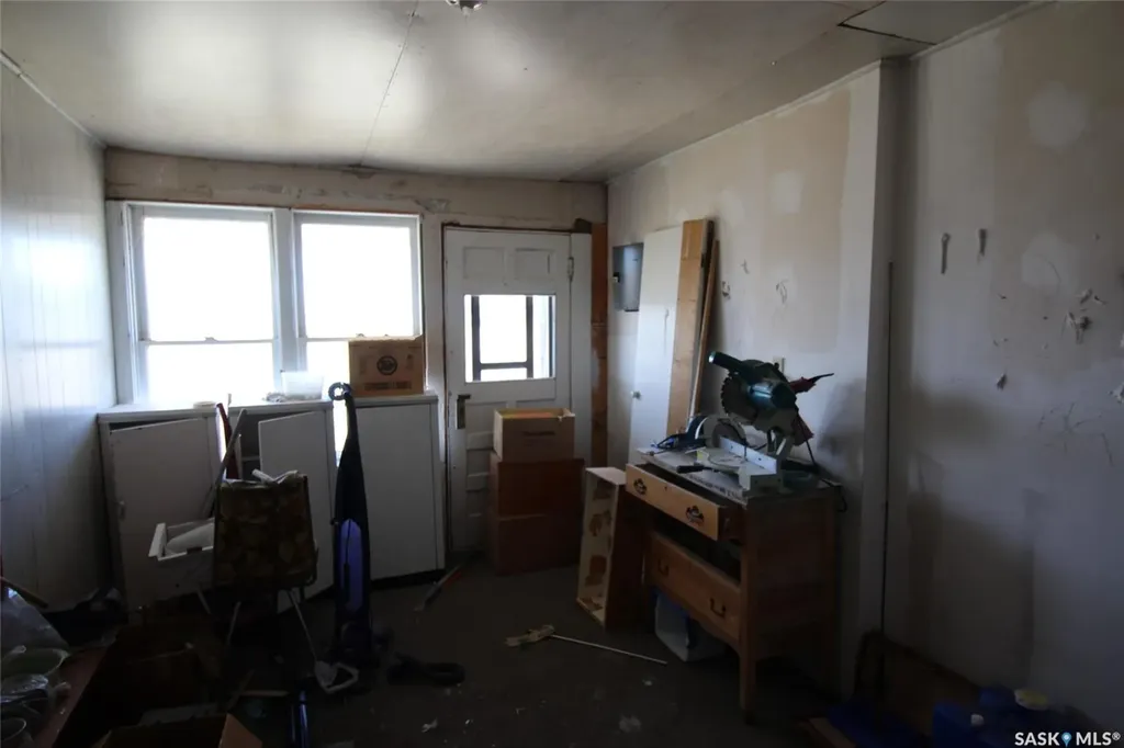 0 Railway Street E Eastend SK S0N 0T0